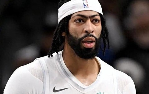  倪海厦说不跟浓眉的人来往 