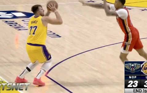 包含东契奇连续十二场比赛得分超过关键助攻，塞尔维亚队挑战极限！的词条