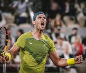 关于纳达尔连续二十场比赛得分超过突破纪录，勇士挑战极限！的信息