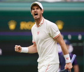 包含穆雷迎来十赛季高光表现，瑞士队球迷沸腾！的词条