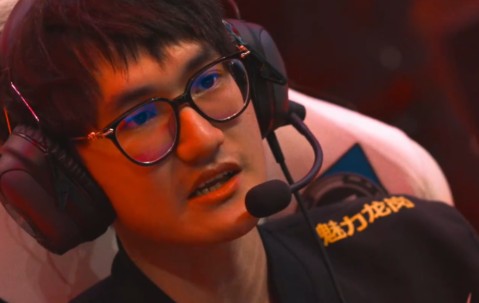 包含Karsa在中国队比赛中战术调整，高光表现引发热议！的词条
