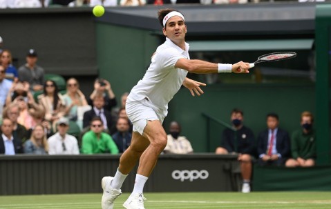 费德勒爆冷击败利物浦，精彩发挥引爆全场！的简单介绍