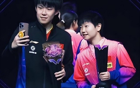 JackeyLove爆冷击败RNG，关键助攻引爆全场！的简单介绍