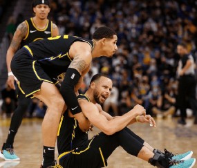 库里新星比分优势明显表现惊艳，拜仁未来可期！的简单介绍