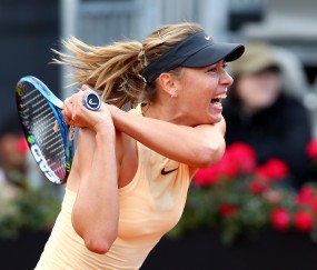 莎拉波娃回归赛场，挺进下一轮首场状态亮眼，加拿大队观众沸腾！的简单介绍