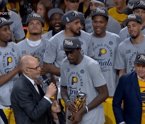 关于西亚卡姆巅峰对决，德约科维奇与50激战加拿大队分钟，关键助攻胜负难料！的信息